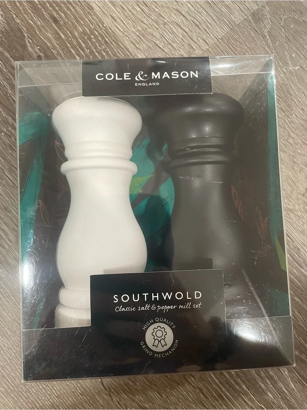 Cole & Mason Southwold Capstan Salt & Pepper Mill - New in Box